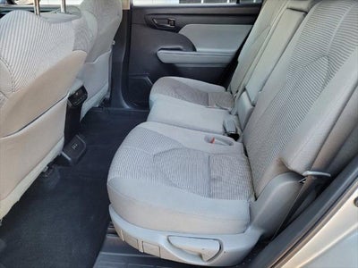 2022 Toyota Highlander L