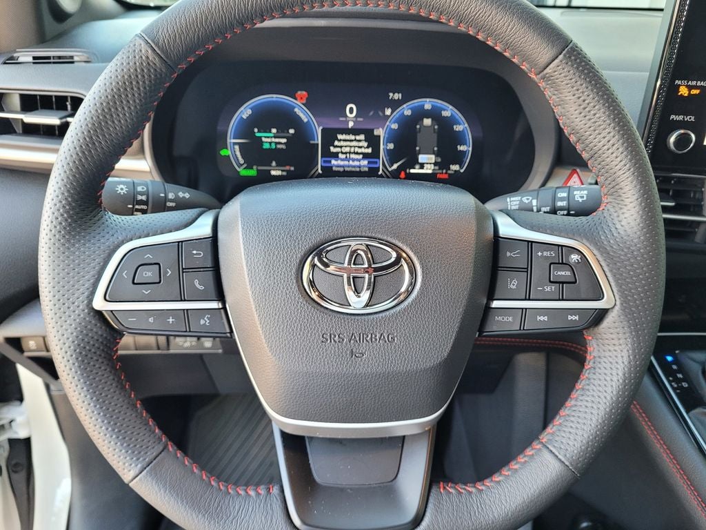 2025 Toyota Sienna XSE 7 Passenger