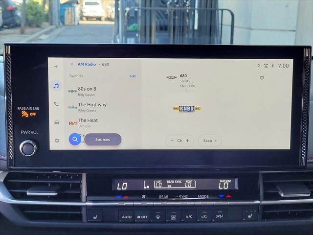 2025 Toyota Sienna XSE 7 Passenger