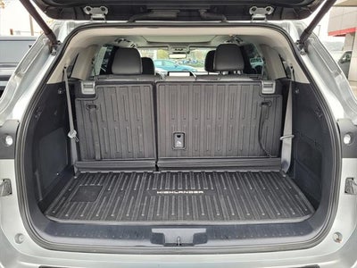 2024 Toyota Highlander Platinum