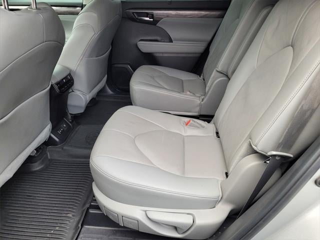 2024 Toyota Highlander Platinum