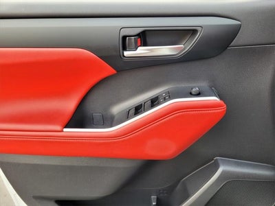 2024 Toyota Highlander XSE