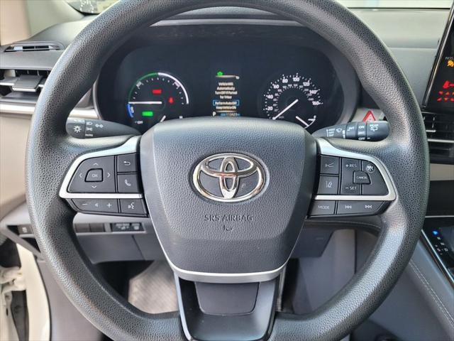 2021 Toyota Sienna LE 8 Passenger