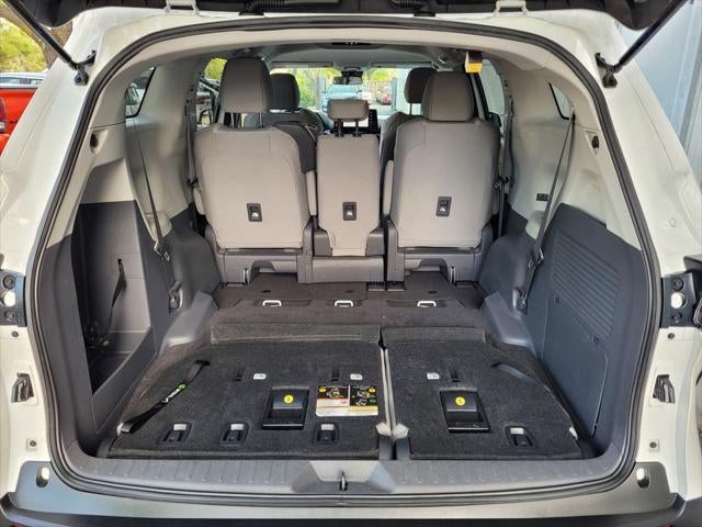2021 Toyota Sienna LE 8 Passenger