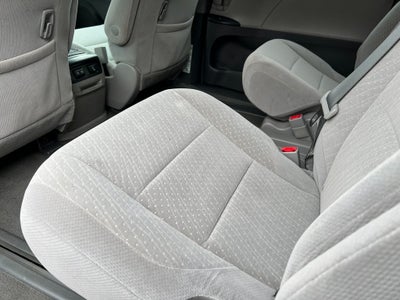 2019 Toyota Sienna LE 8 Passenger