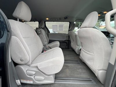 2019 Toyota Sienna LE 8 Passenger