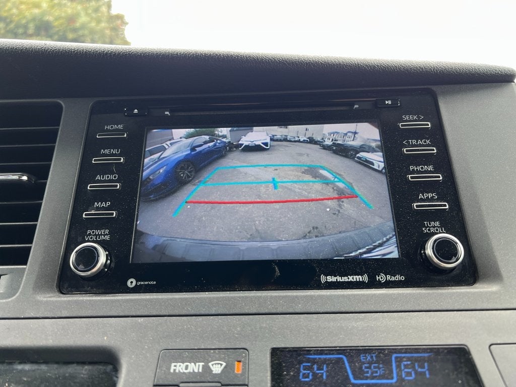 2019 Toyota Sienna LE 8 Passenger