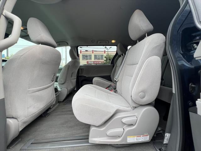 2019 Toyota Sienna LE 8 Passenger