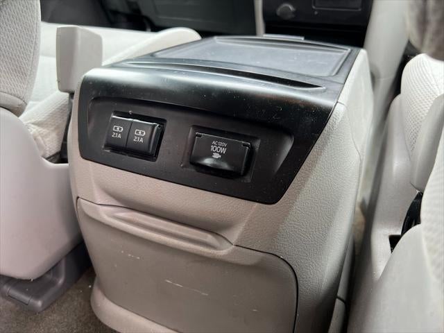 2019 Toyota Sienna LE 8 Passenger