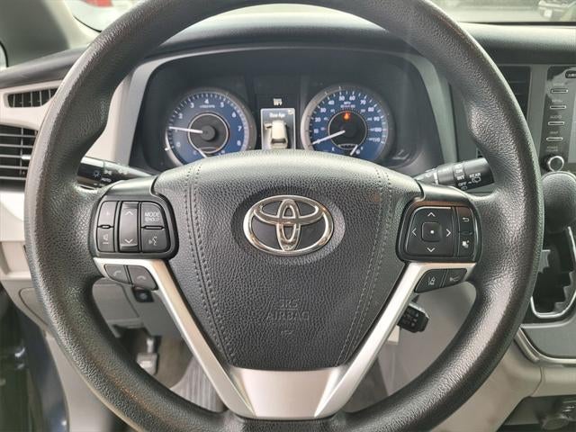 2019 Toyota Sienna LE 8 Passenger