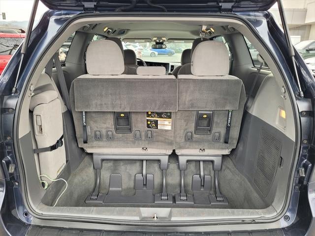 2019 Toyota Sienna LE 8 Passenger