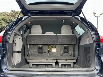 2019 Toyota Sienna LE 8 Passenger