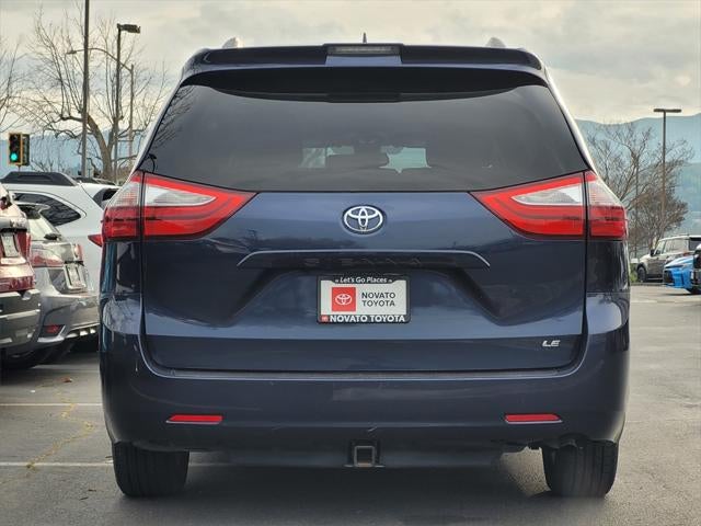 2019 Toyota Sienna LE 8 Passenger