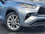 2022 Toyota Highlander Hybrid Limited
