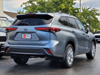 2022 Toyota Highlander Hybrid Limited