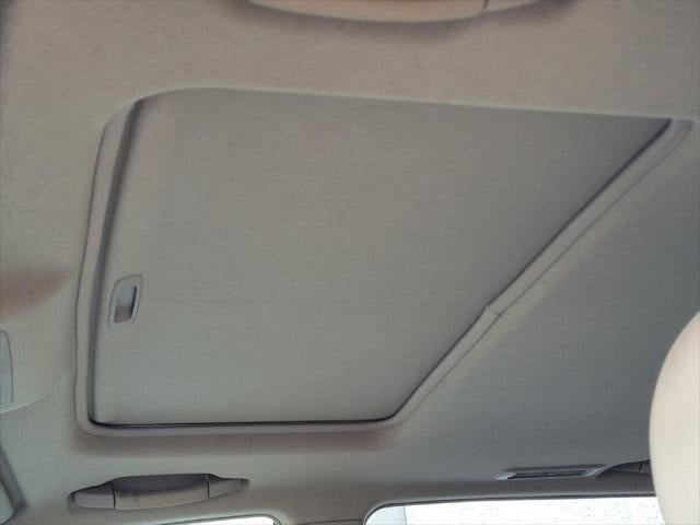 2012 Toyota Highlander SE