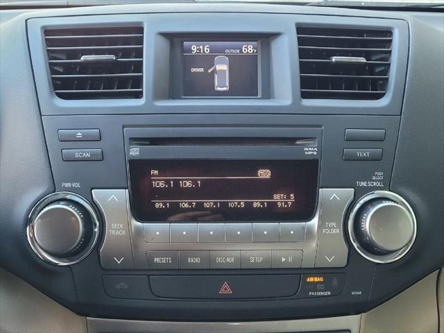 2012 Toyota Highlander SE
