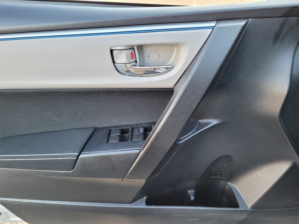 2014 Toyota Corolla LE Plus