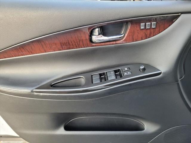 2017 INFINITI QX50 Base