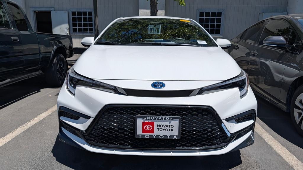 2025 Toyota Corolla Hybrid SE