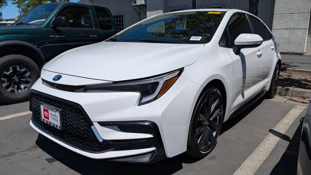 2025 Toyota Corolla Hybrid SE