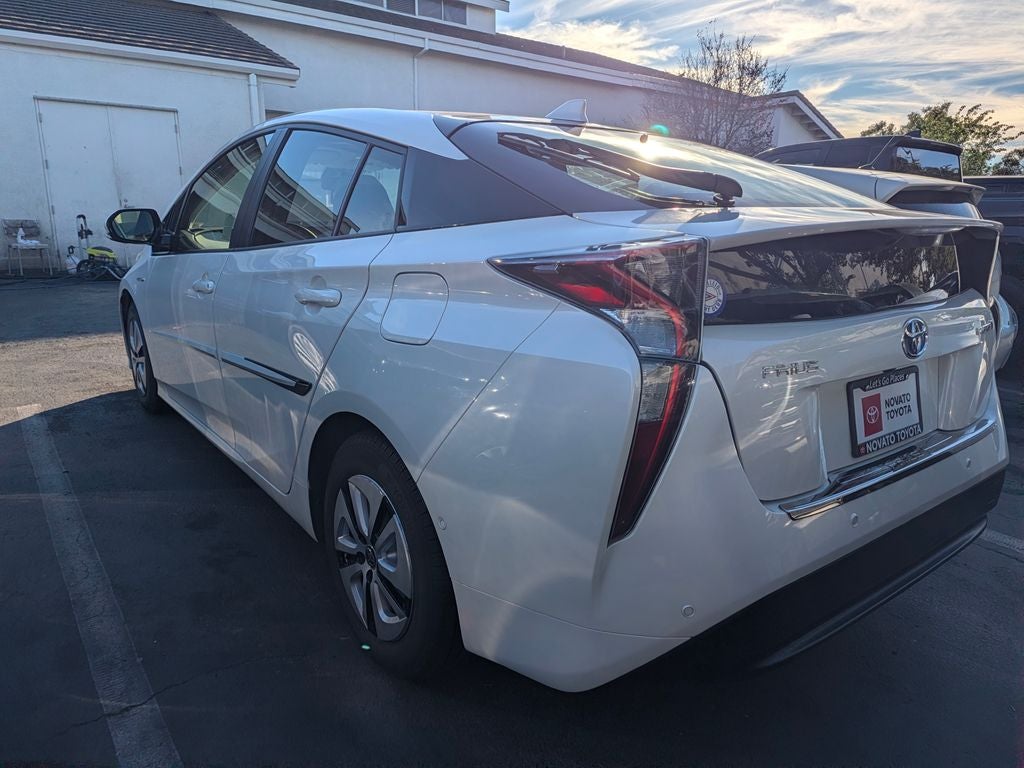 2017 Toyota Prius Three Silver TCUV