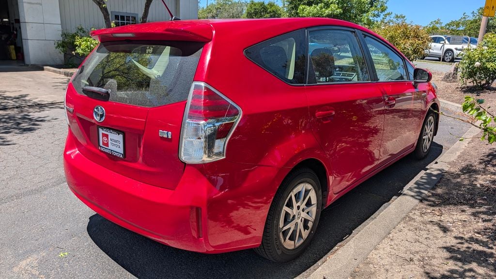 2017 Toyota Prius v Two