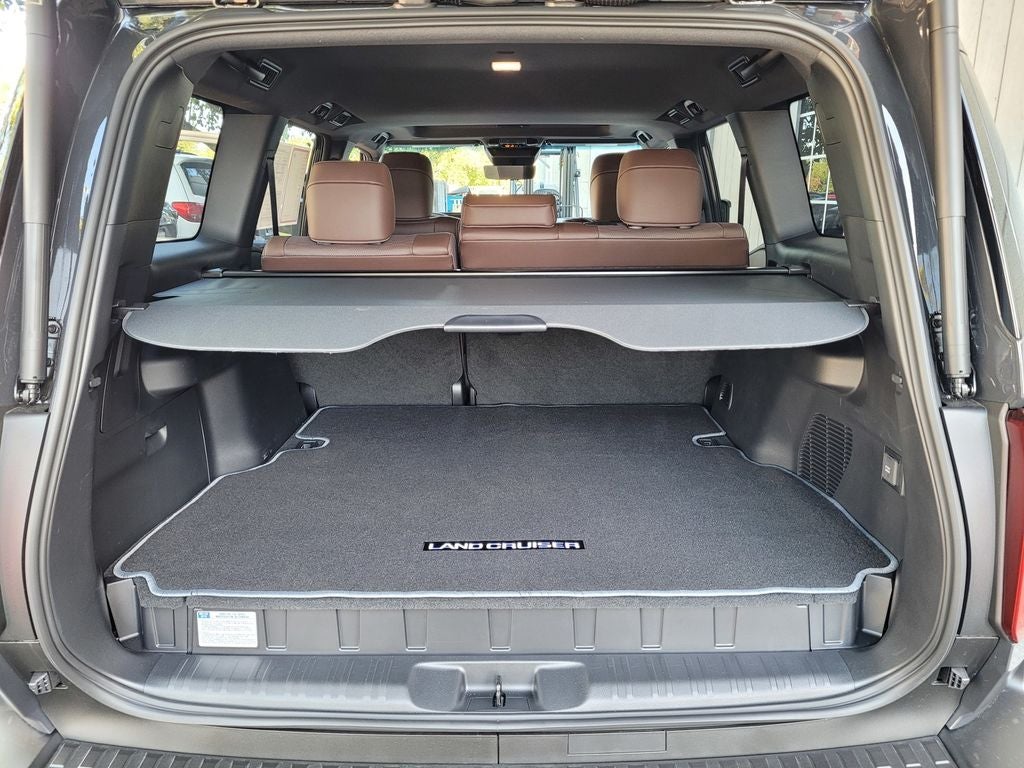 2026 Toyota Land Cruiser 4WD (Natl)