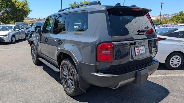 2026 Toyota Land Cruiser 4WD (Natl)