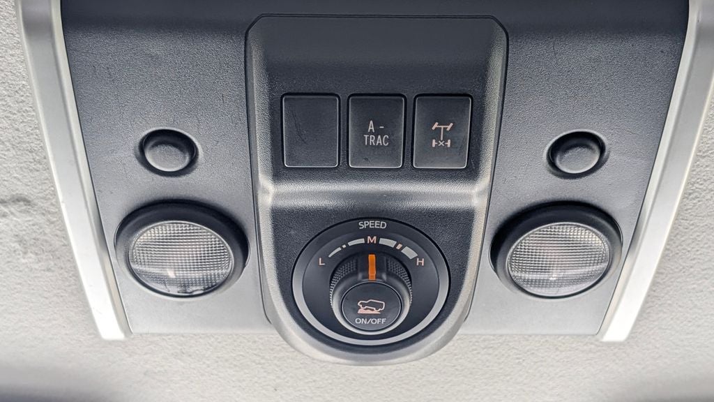 2014 Toyota FJ Cruiser 4WD 4dr Auto (Natl)