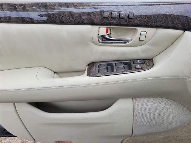 2002 Lexus LS 430