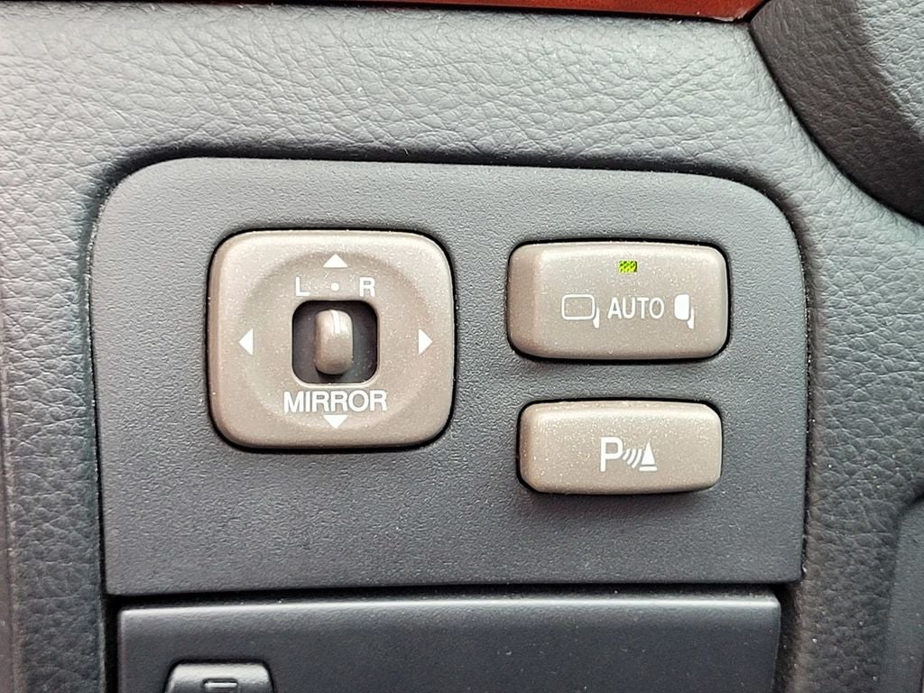 2004 Lexus LS 430