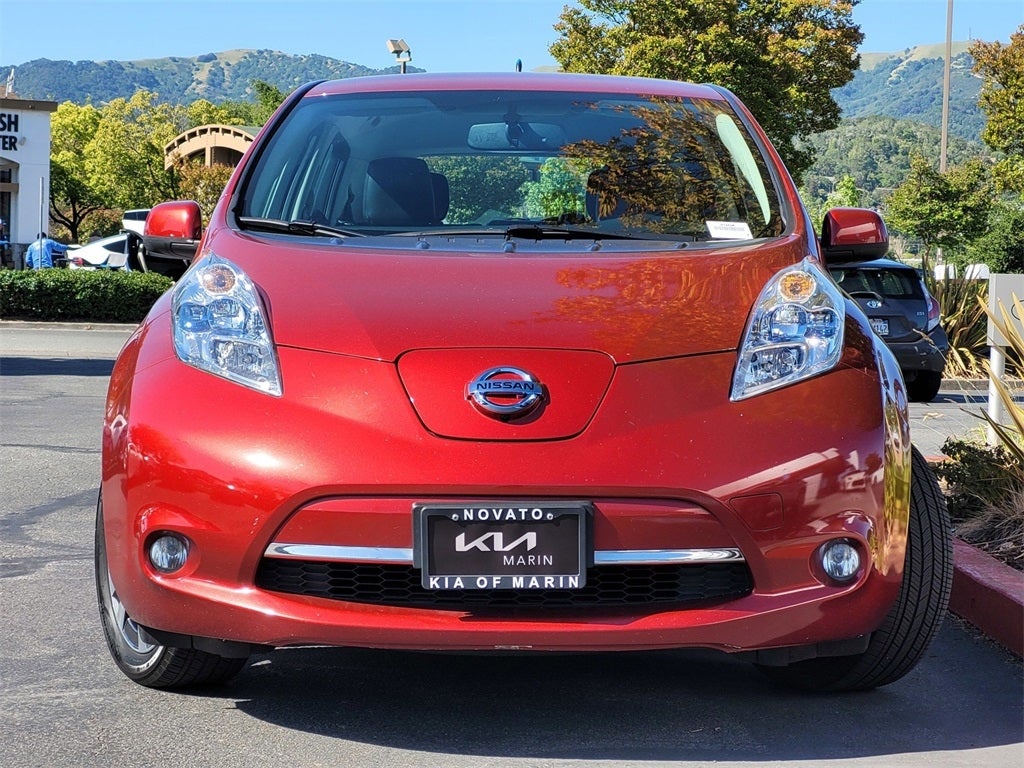 Used 2014 Nissan LEAF SL with VIN 1N4AZ0CP5EC338427 for sale in Novato, CA