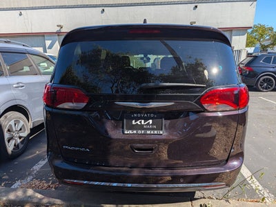2018 Chrysler Pacifica Touring Plus