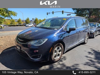 2018 Chrysler Pacifica Hybrid Limited