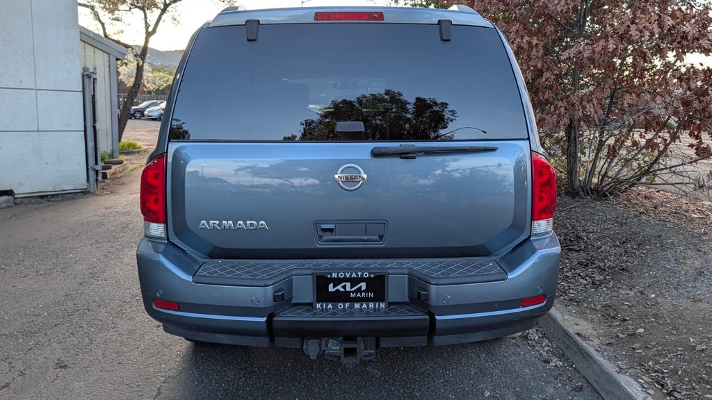 2012 Nissan Armada SV