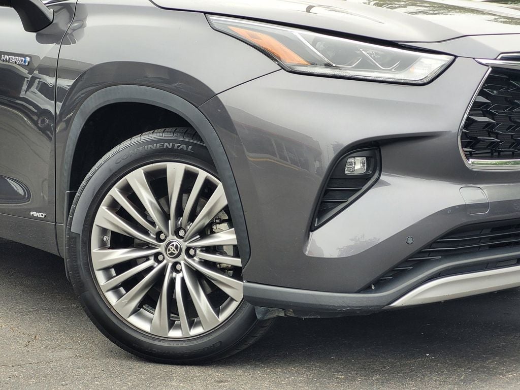 2021 Toyota Highlander Hybrid Platinum