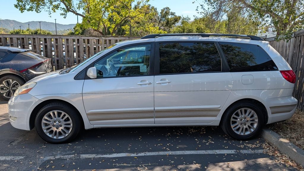 2008 Toyota Sienna XLE