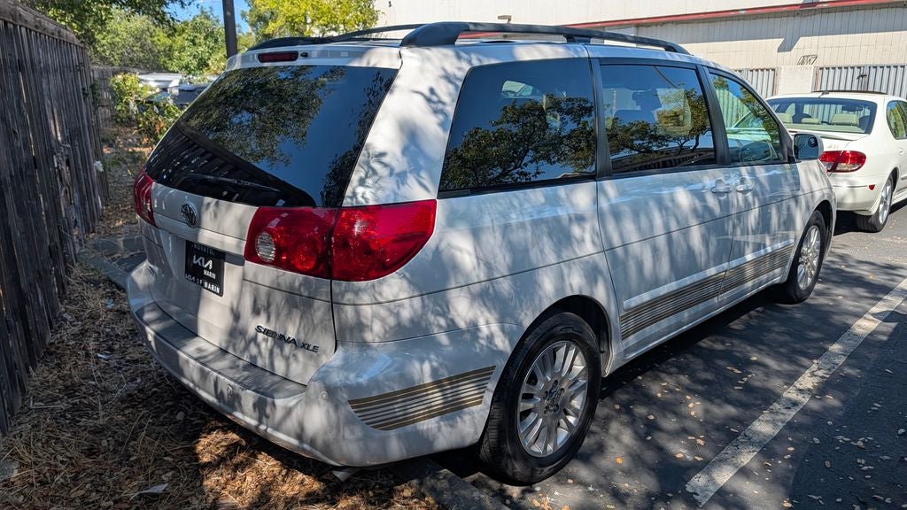 2008 Toyota Sienna XLE