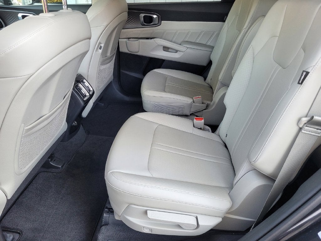 2025 Kia Sorento SX