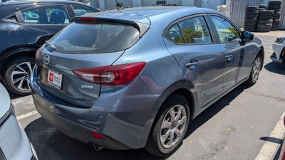 2016 Mazda Mazda3 i Sport