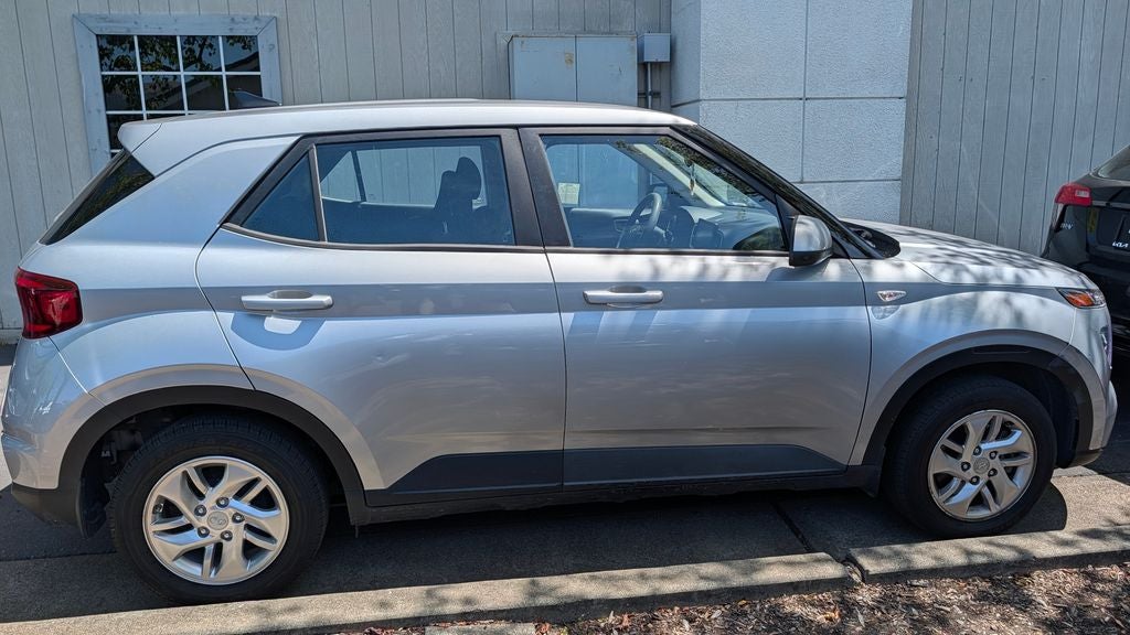 2022 Hyundai Venue SE