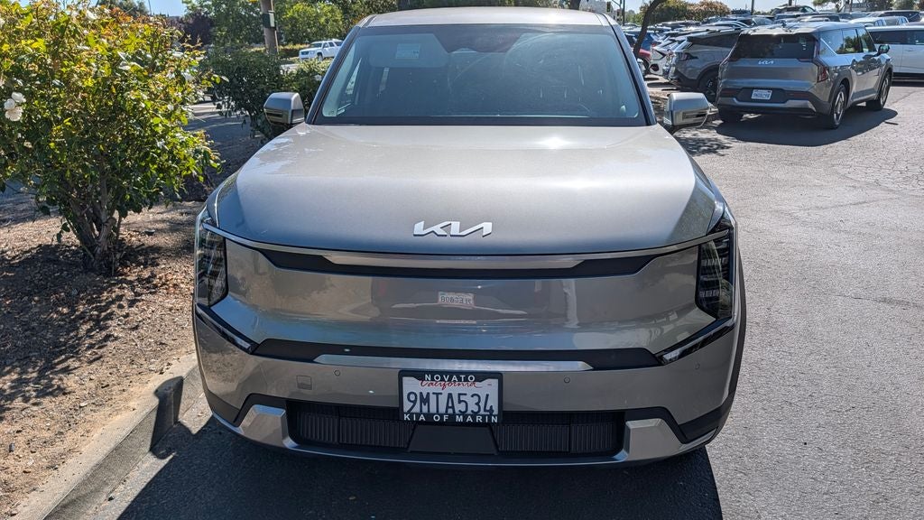 2024 Kia EV9 Light