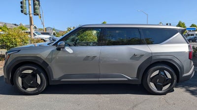 2024 Kia EV9 Light