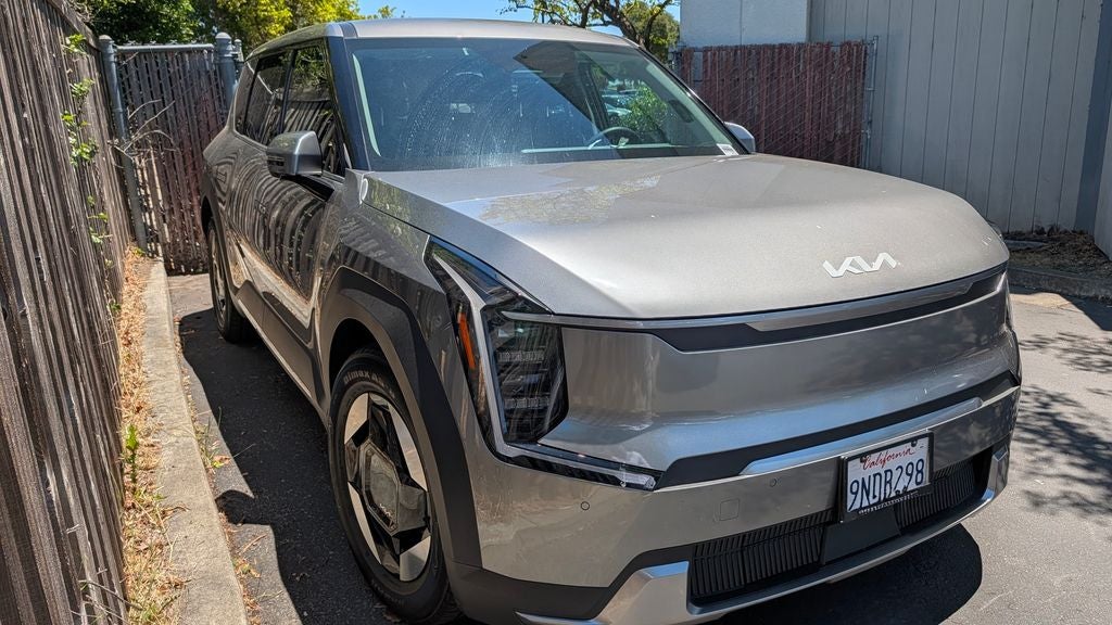 2024 Kia EV9 Light Long Range