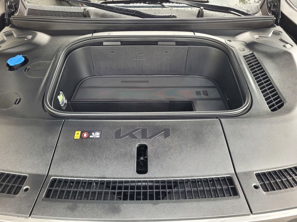 2024 Kia EV9 Land