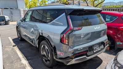 2024 Kia EV9 Land
