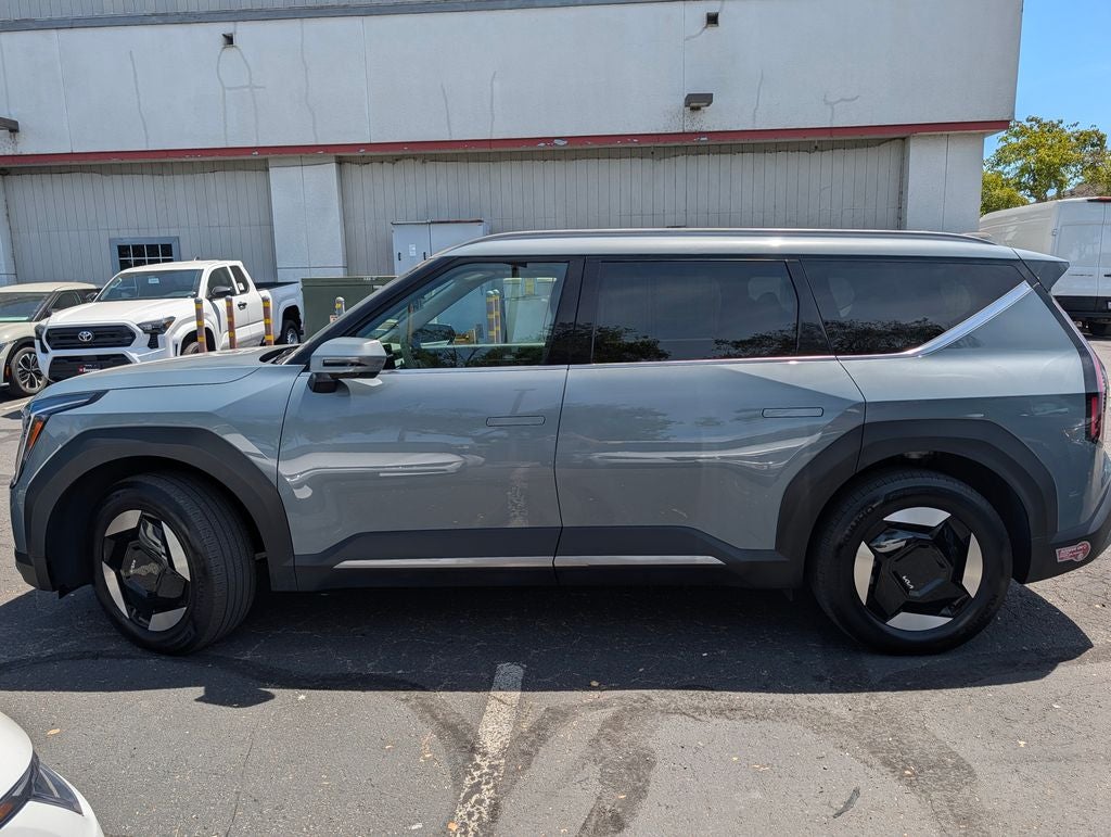 2024 Kia EV9 Wind AWD