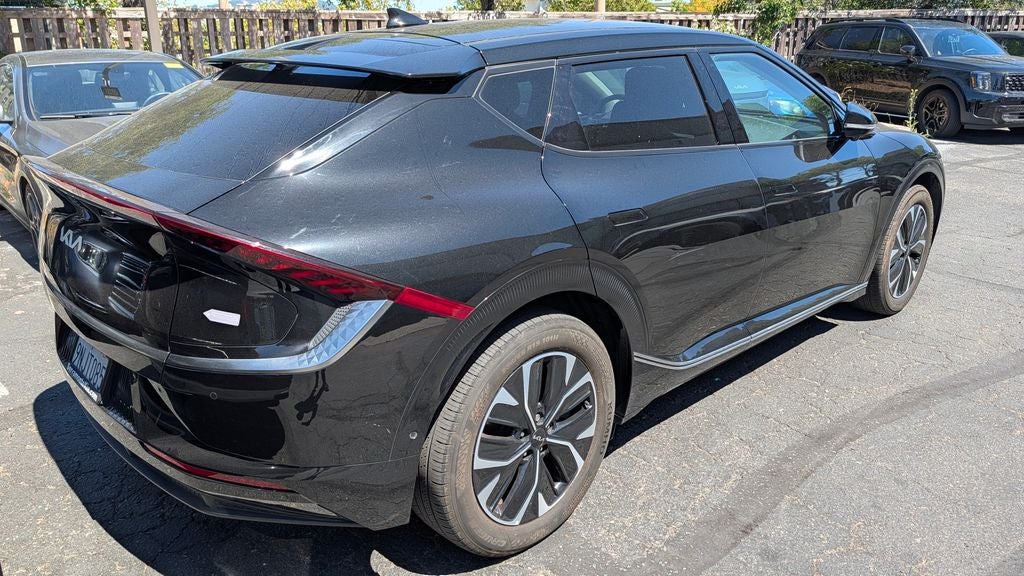 2024 Kia EV6 Wind Technology Package