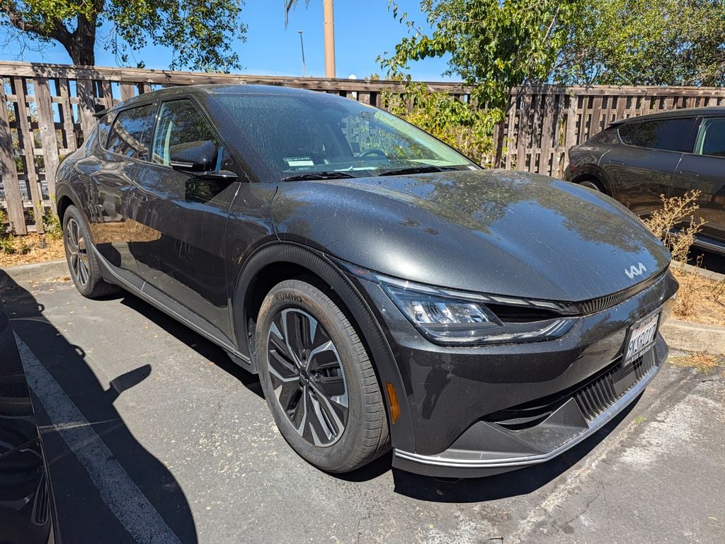 2024 Kia EV6 Light